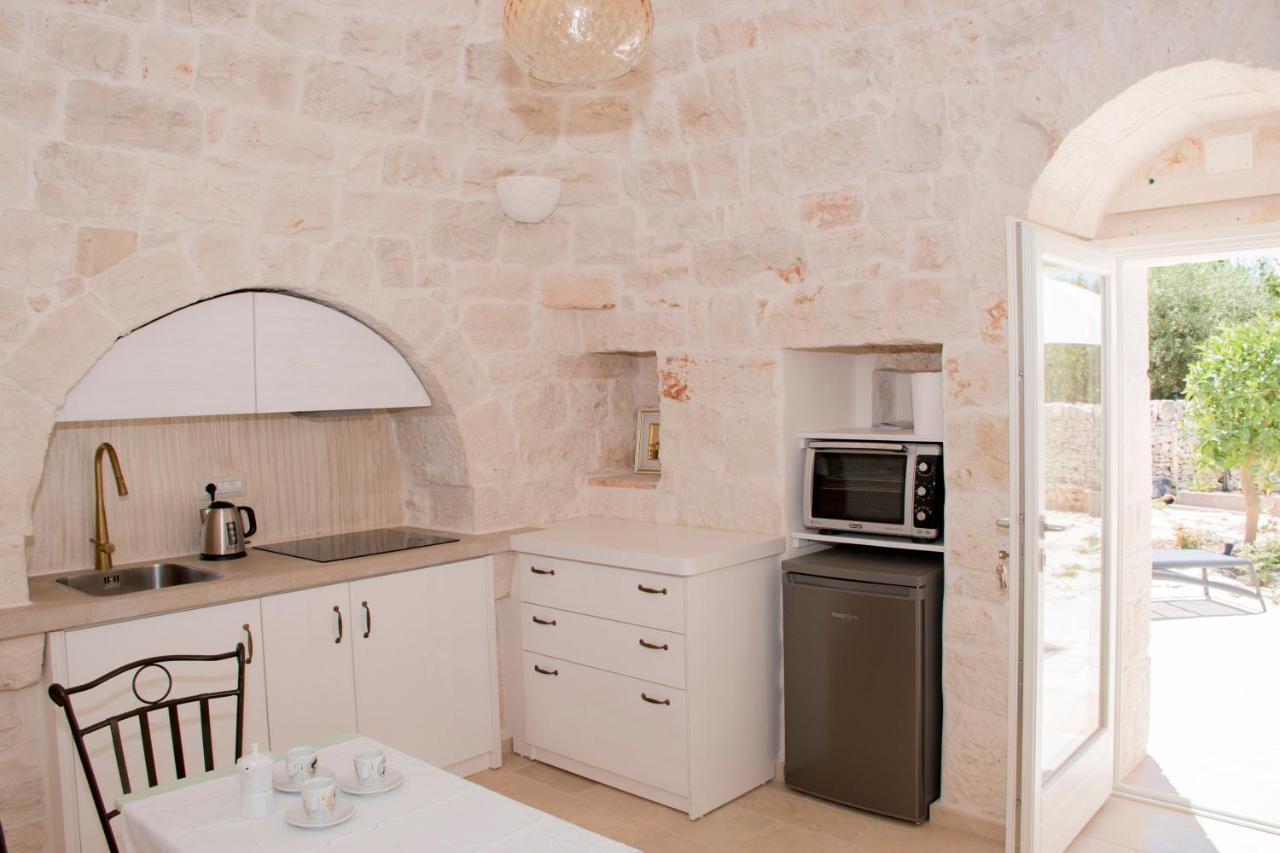 Trullo Cinquenoci Suite Locorotondo Εξωτερικό φωτογραφία
