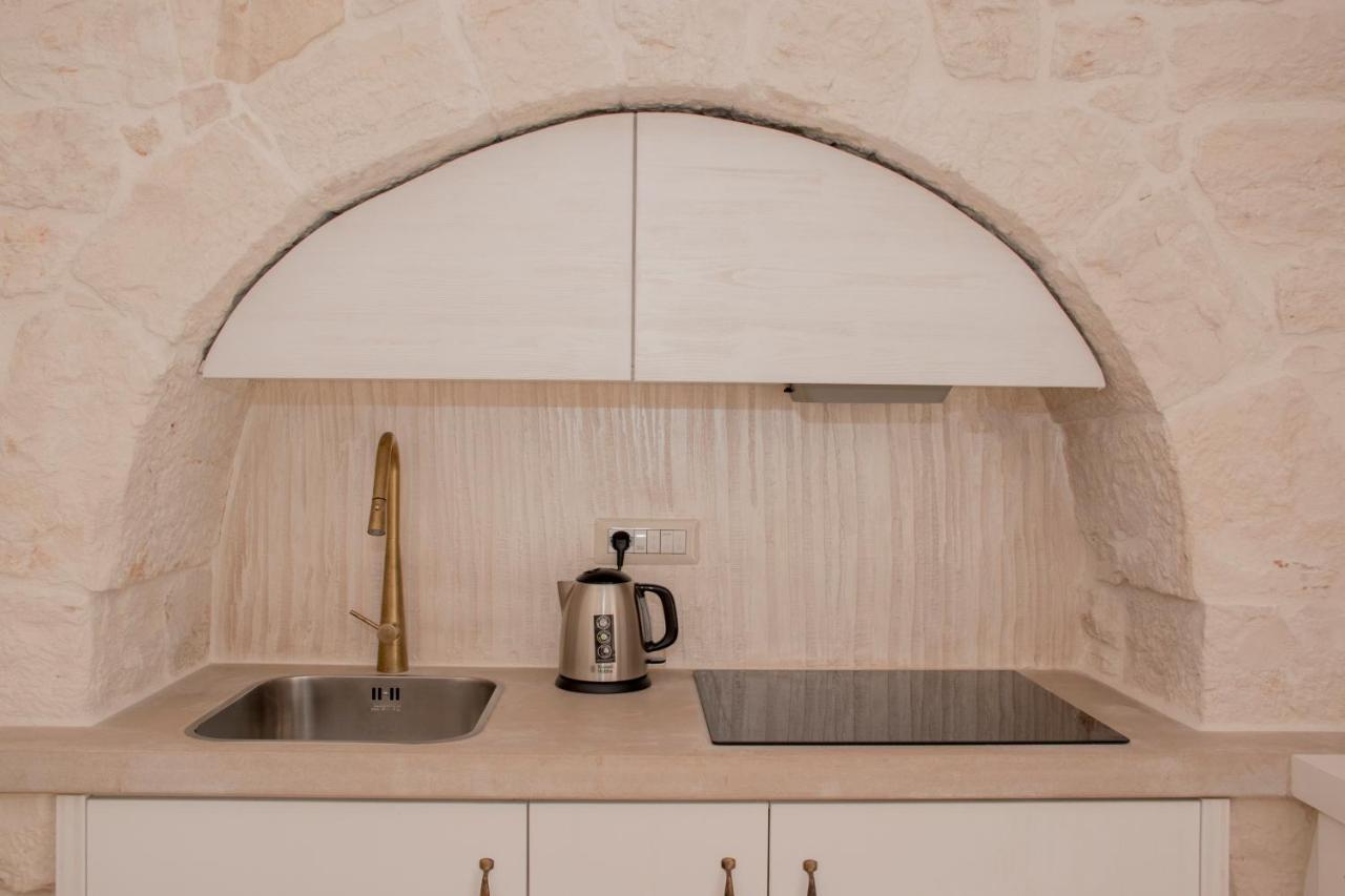 Trullo Cinquenoci Suite Locorotondo Εξωτερικό φωτογραφία