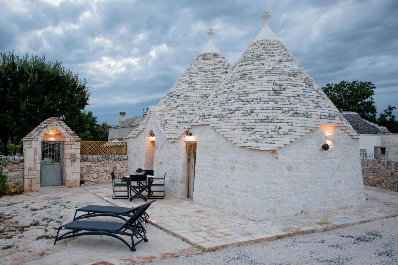 Trullo Cinquenoci Suite Locorotondo Εξωτερικό φωτογραφία