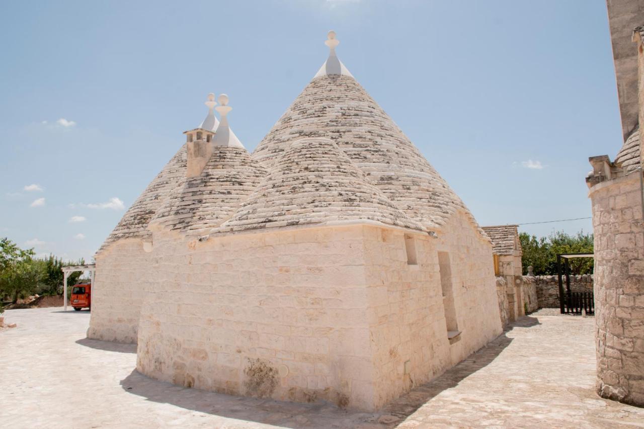 Trullo Cinquenoci Suite Locorotondo Εξωτερικό φωτογραφία