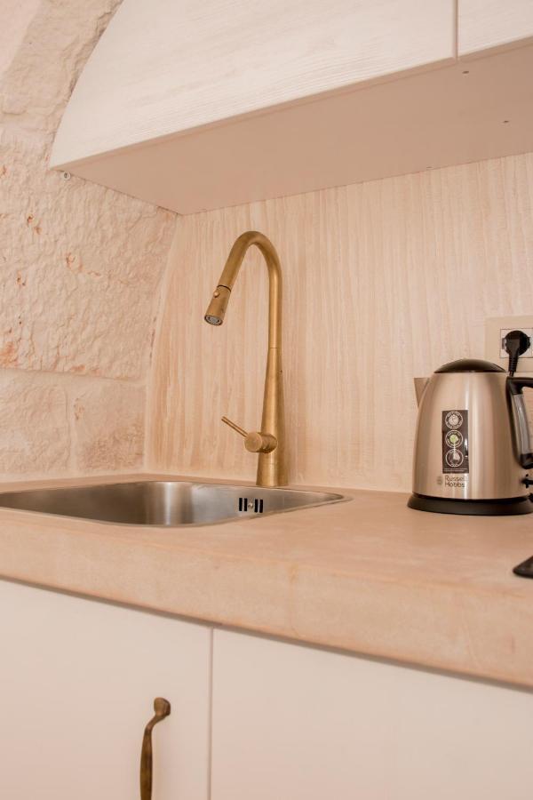 Trullo Cinquenoci Suite Locorotondo Εξωτερικό φωτογραφία